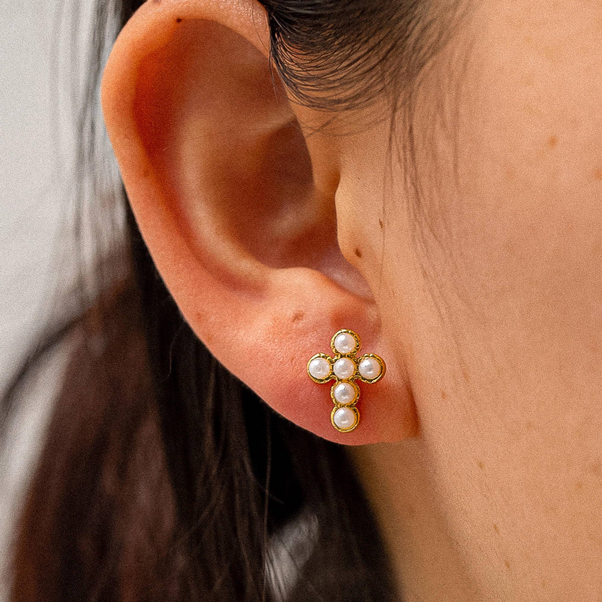 Pearl Cross Stud